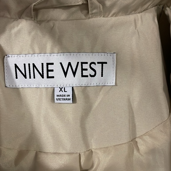 Nine West rain jacket - Picture 4 of 5